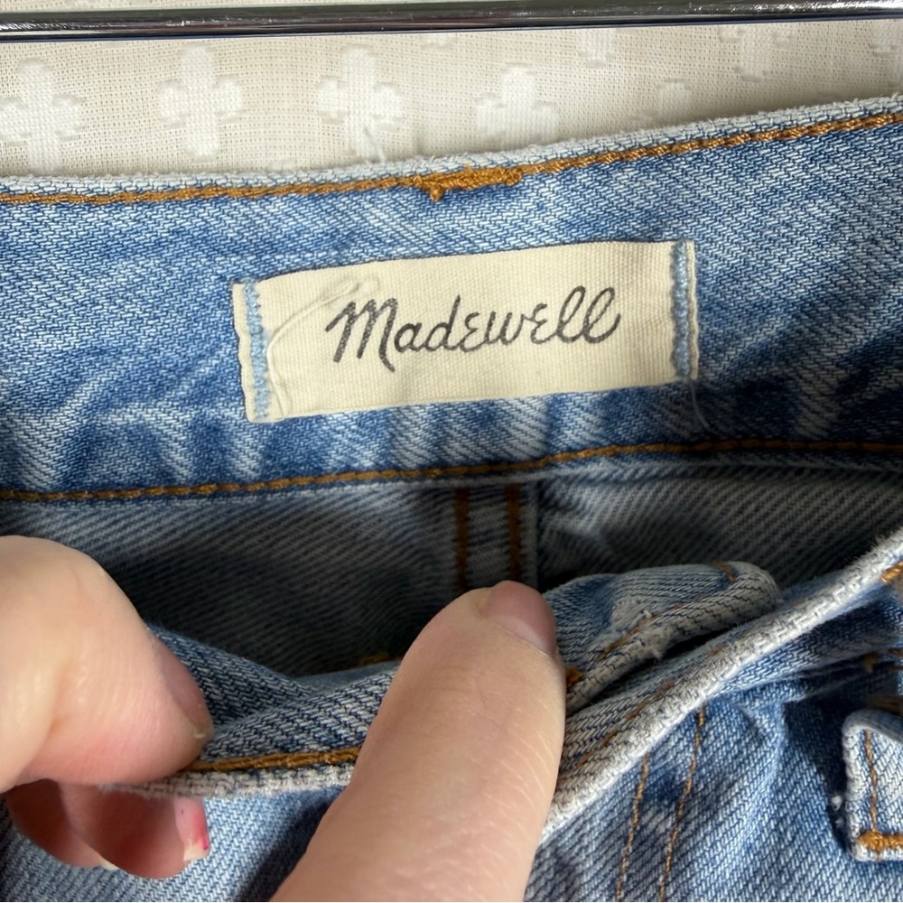 Madewell Light Wash The Perfect‎ Summer Jeans - Picture 3 of 5